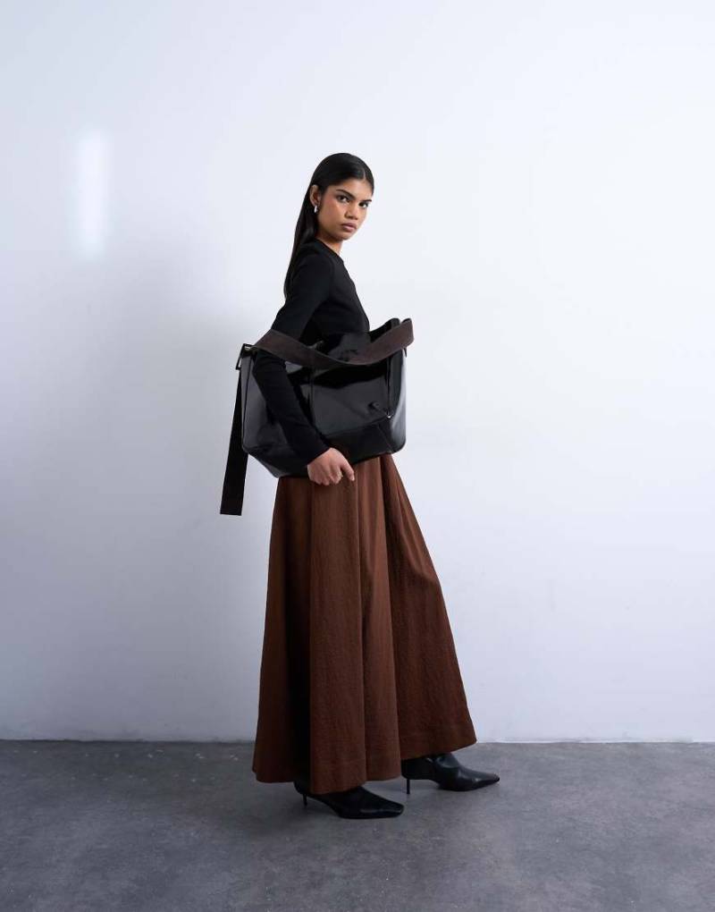 Topshop - Weiter Maxirock in Braun mit schwarzen Streifen-Brown von Topshop