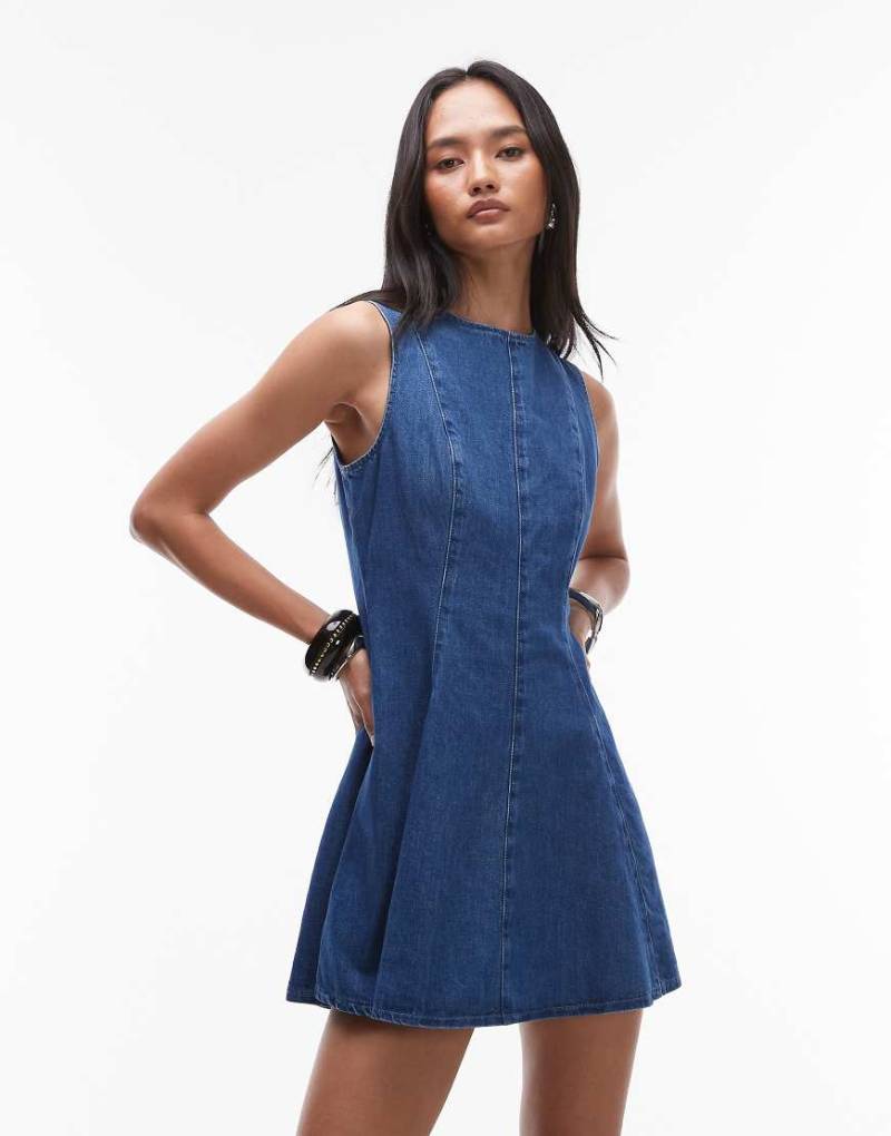 Topshop - Weites Mini-Jeanskleid in Mittelblau mit Ziernaht von Topshop