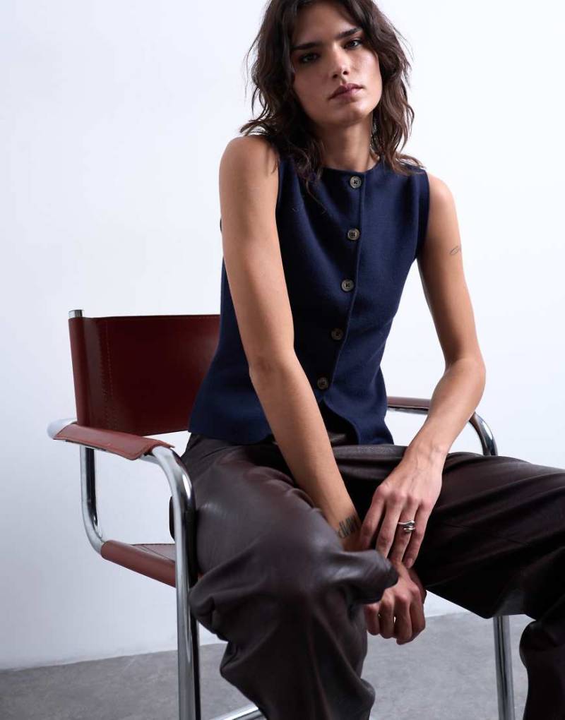 Topshop - Weste aus kompaktem Strick in Marineblau von Topshop