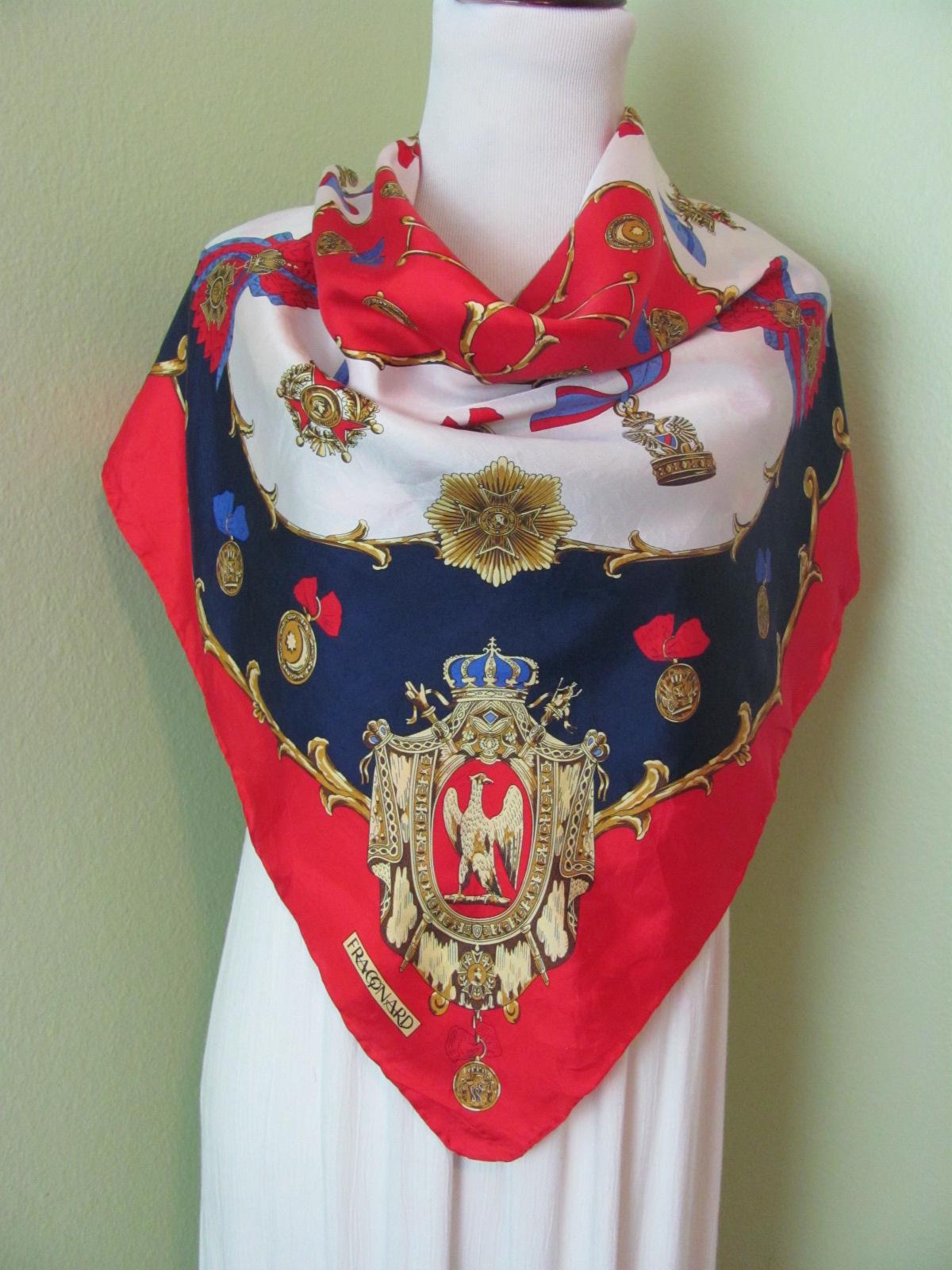 Fragonard France // Schöner Vintage Seidenschal Weiß Rot Gold 31" Zoll 79 cm Quadratisch 800+ Designer Seidenschals in Meinem Shop von TotallyScarves
