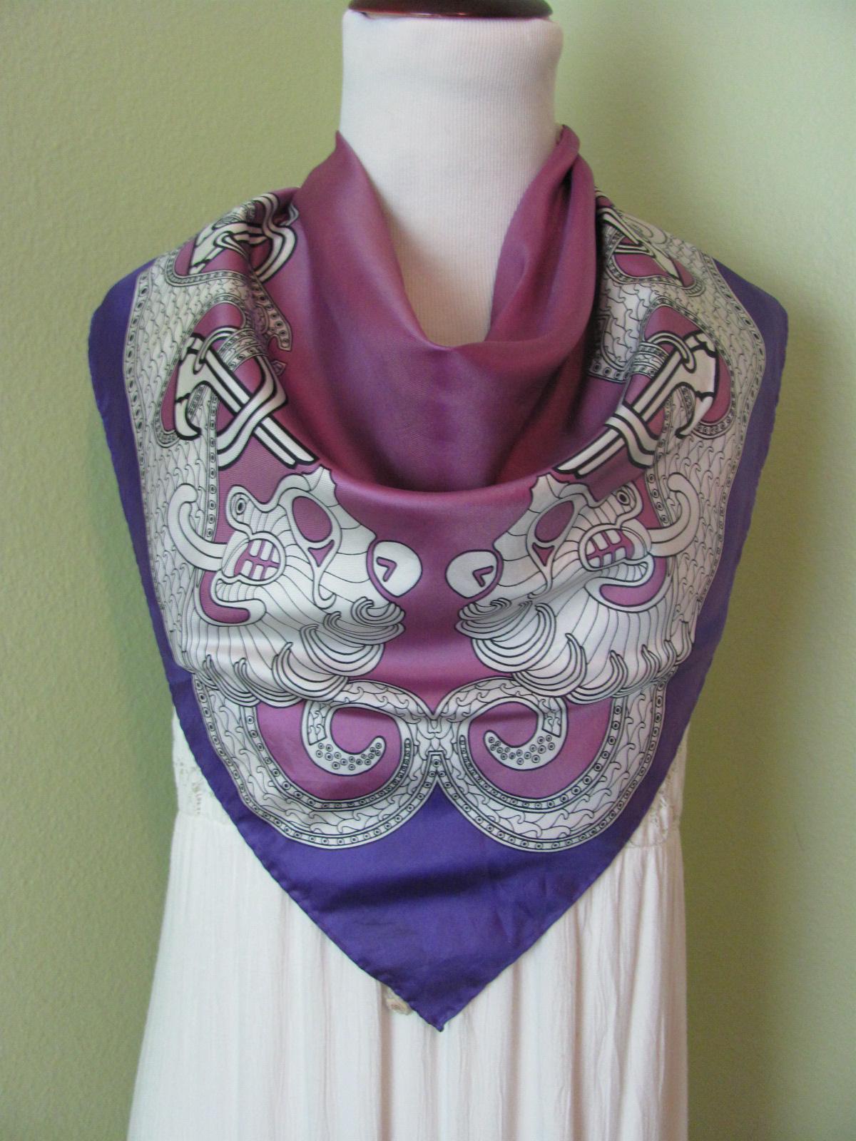 Schöner Vintage Seidenschal // 27" Zoll 64cm Breit 800+ Schals in Meinem Shop Designer Signiert von TotallyScarves