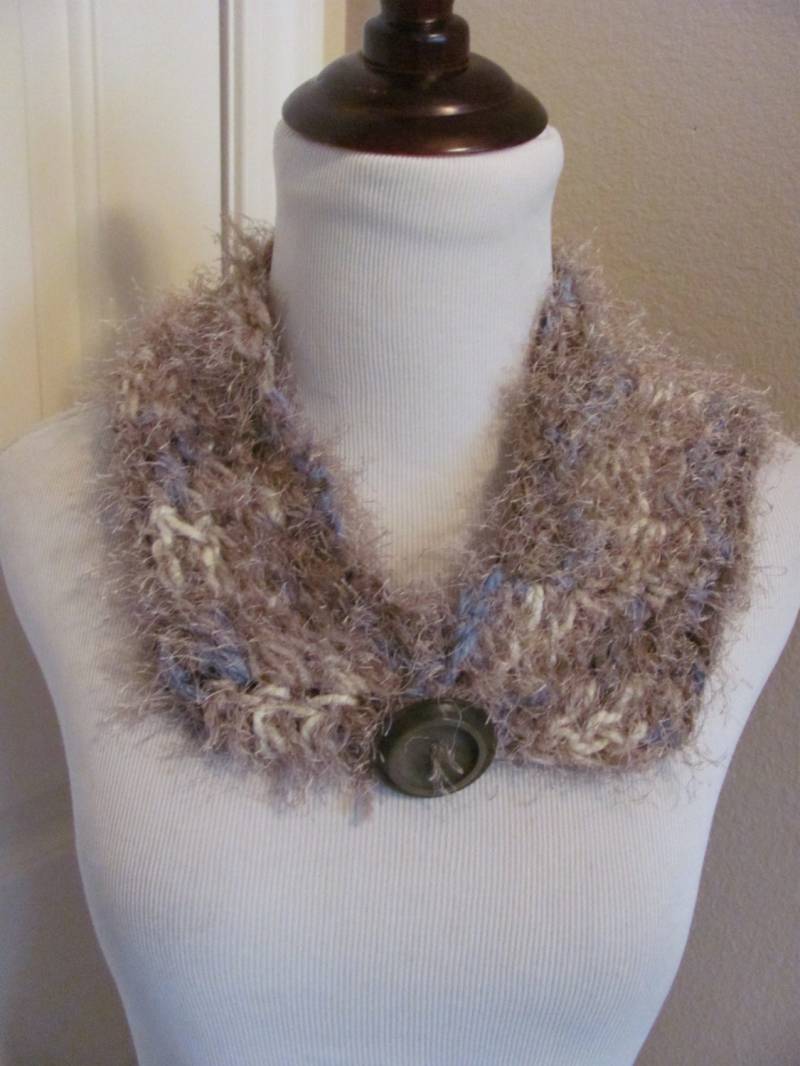Verkauf Beige Blau Fuzzy Chunky Warm Winter Cowl Kragen Schal - 10 cm Breit | 05 von TotallyScarves