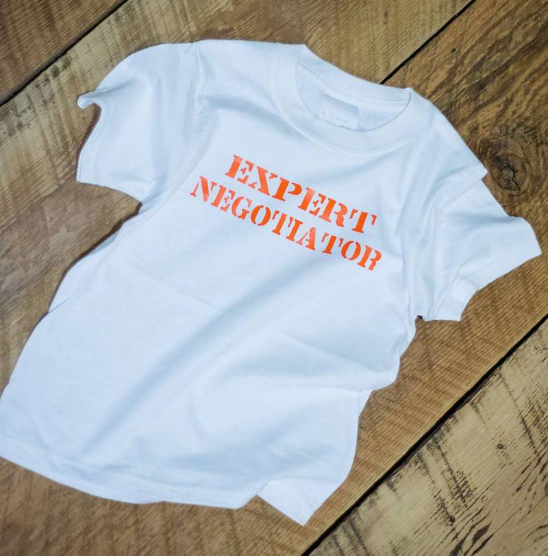 Erfahrenen Vermittler - Kinder Shirt Jungen Hemd Kleidung Einzigartige T-Shirts Liebe Tees Kinderkleidung Erfahrenen Vermittler - Kinder Shirt Jungen Hemd Kleidung Einzigartige T-Shirts Liebe Tees Kinderkleidung von TotandRoo