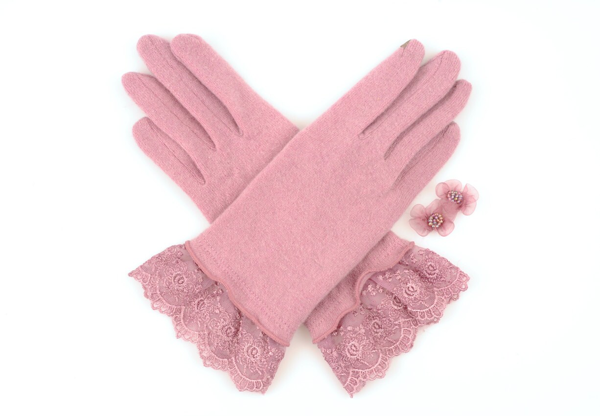 Touch Winterhandschuhe Mit Spitzenbesatz, 80% Wolle-Mischung. Funktioniert Allen Screen Geräten Extrem Warme Und Luxuriöse Handgefertigte Handschuhe von TouchScreenGloveShop