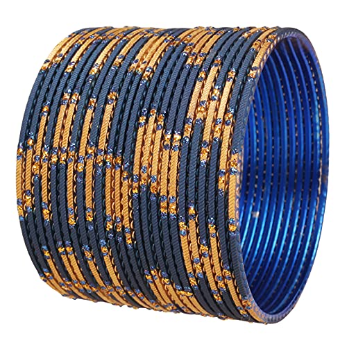 Touchstone NEU Indien FRISCHES Bollywood Mode Handgefertigt Bezaubernde Pastell Blau Lila Goldene Farben Strass Designer Schmuck Armbänder Armreif. Set von 24. Für Frauen. von Touchstone