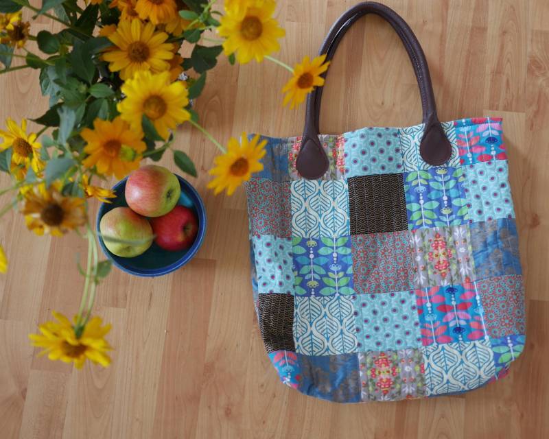 Patchwork Shopper Handtasche Im Street Style Paris - Designer Exclusiv Elegant Modern Green Vegan Ausfallend von ToujoursBonJour