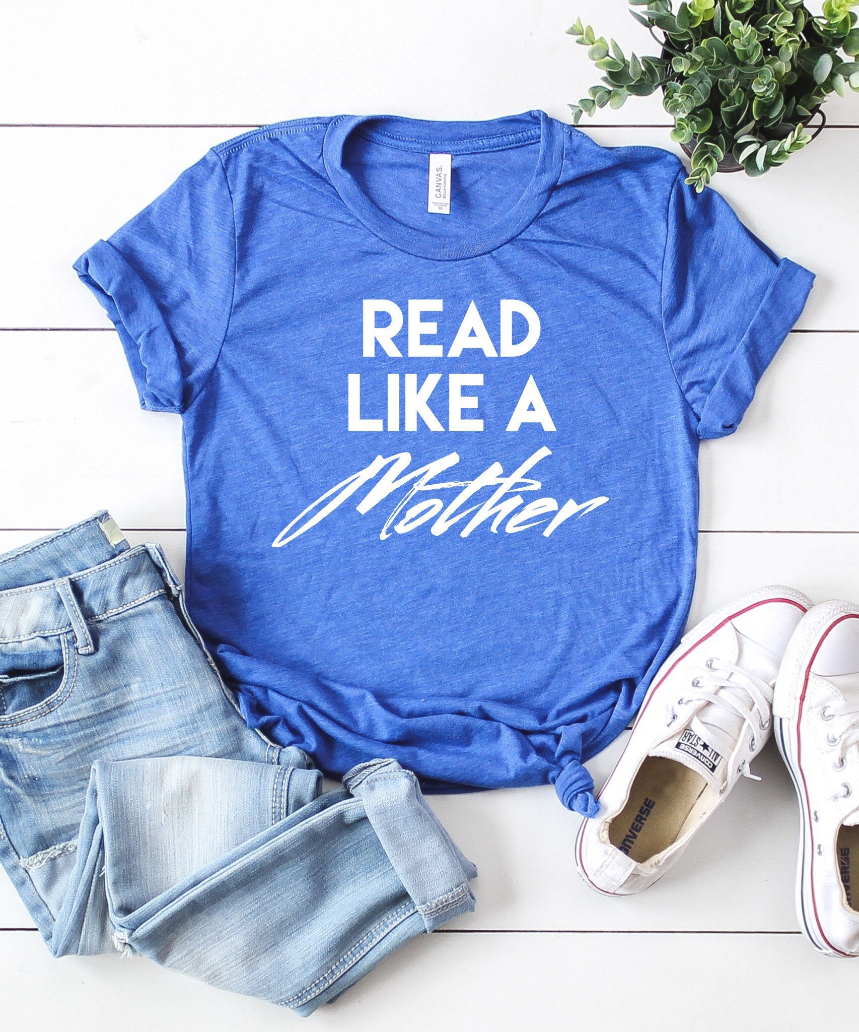 Lesen Sie Wie Eine Mutter - Bibliophile Mama Kurzarm Unisex T-Shirt Lesen Sie Wie Eine Mutter - Bibliophile Mama Kurzarm Unisex T-Shirt von TourDeBookshop