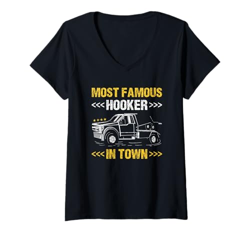 Damen Berühmteste Nutte in der Stadt Abschleppwagenbetreiber T-Shirt mit V-Ausschnitt Damen Berühmteste Nutte in der Stadt Abschleppwagenbetreiber T-Shirt mit V-Ausschnitt von Tow Truck Driver Operator Tow Trucker Present