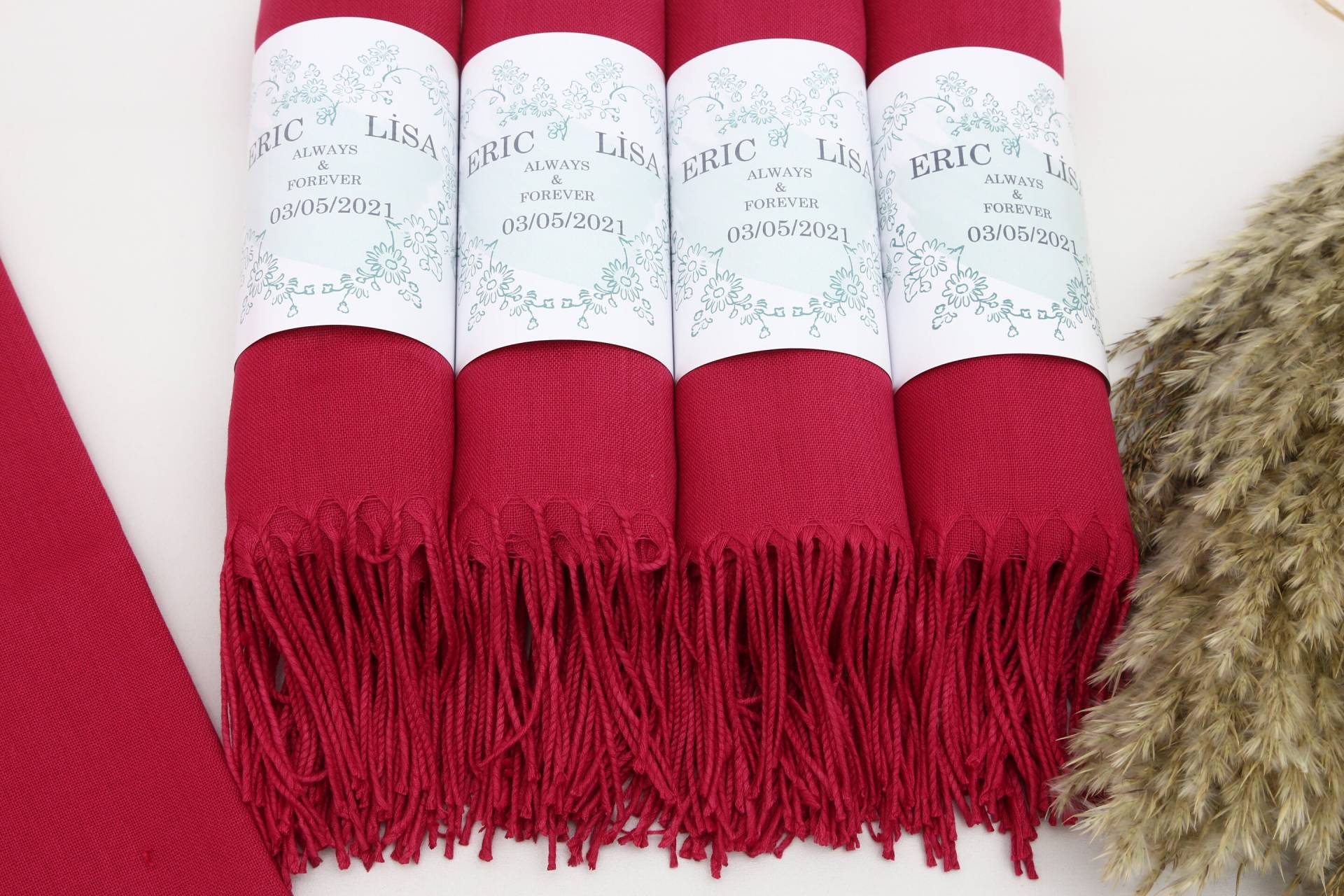 Pashmina Als Gastgeschenk, Personalisiertes Brautgeschenk, Schal Mit Einem Personalisierten Band, 26 "x 67", Pashminas, Crimson Pink Pashmina von TowelMaster