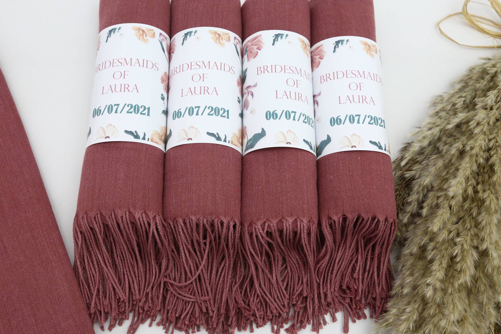 Pashmina Für Hochzeit, Personalisiertes Geschenk, 26 "x 67", Pashminas, Rosenholz Pashmina, Schal, Bachelorette Brautparty Qualitätsschal von TowelMaster