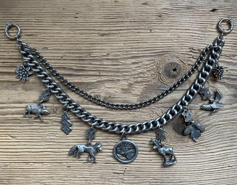 1 Lederhosen - Charivari, 9 Anhänger, Ca. 33 cm Oder Wunschlänge, Trachtenschmuck, Lederhosenschmuck, Trachtenaccessoires von Trachtenladerl