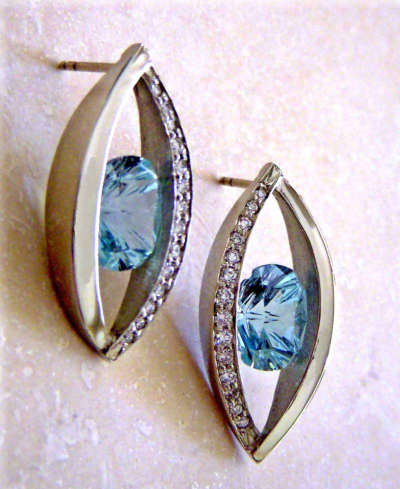 Aquamarin - Und Diamant-Ohrringe in 750Er Weißgold Gefasst von TracyJanuleDesigns