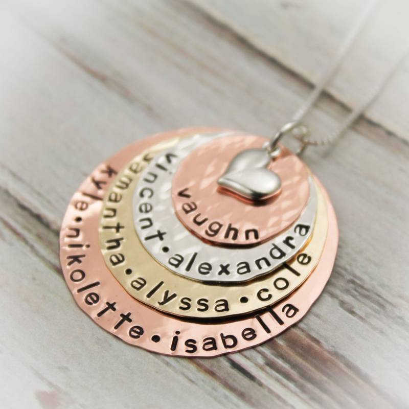 Großmutter Layered Mixed Metals Halskette Personalisierte Hand Gestempelt Schmuck von TracyTayanDesigns