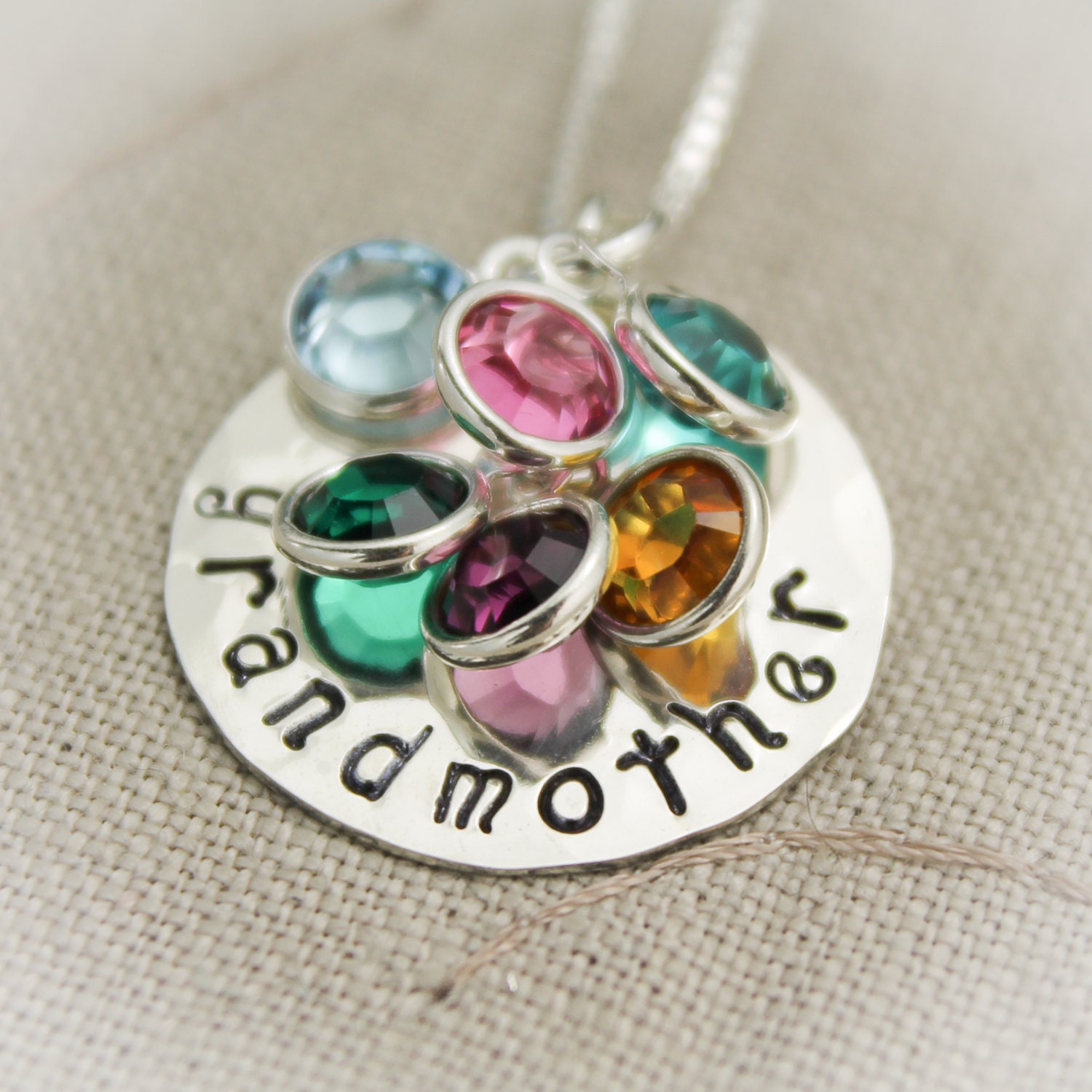 Großmutter Oder Mutter Personalisierte Halskette Sterling Silber Hand Gestempelt Schmuck von TracyTayanDesigns