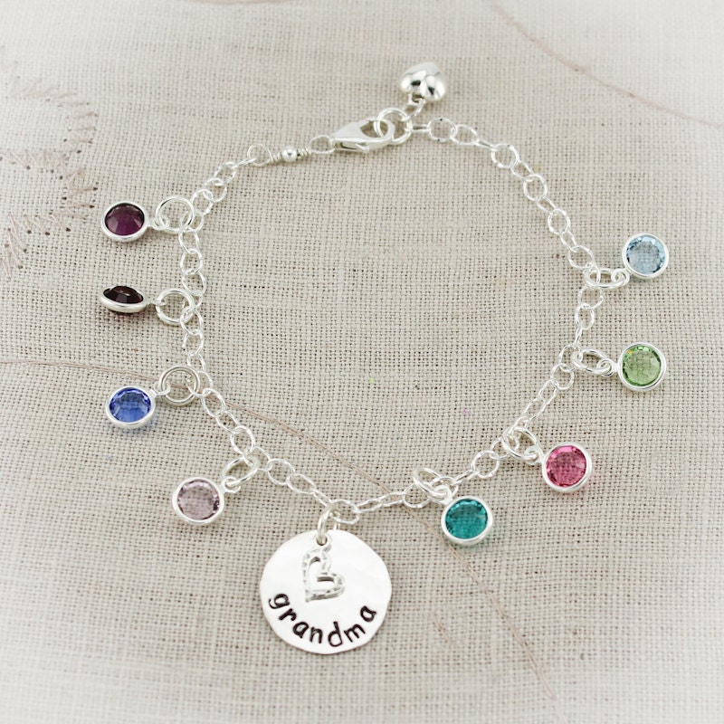 Großmutter Oder Mutter Personalisiertes Armband Mit Geburtssteinen - Hand Gestempelt in Sterling Silber Großmutter Oder Mutter Personalisiertes Armband Mit Geburtssteinen - Hand Gestempelt in Sterling Silber von TracyTayanDesigns
