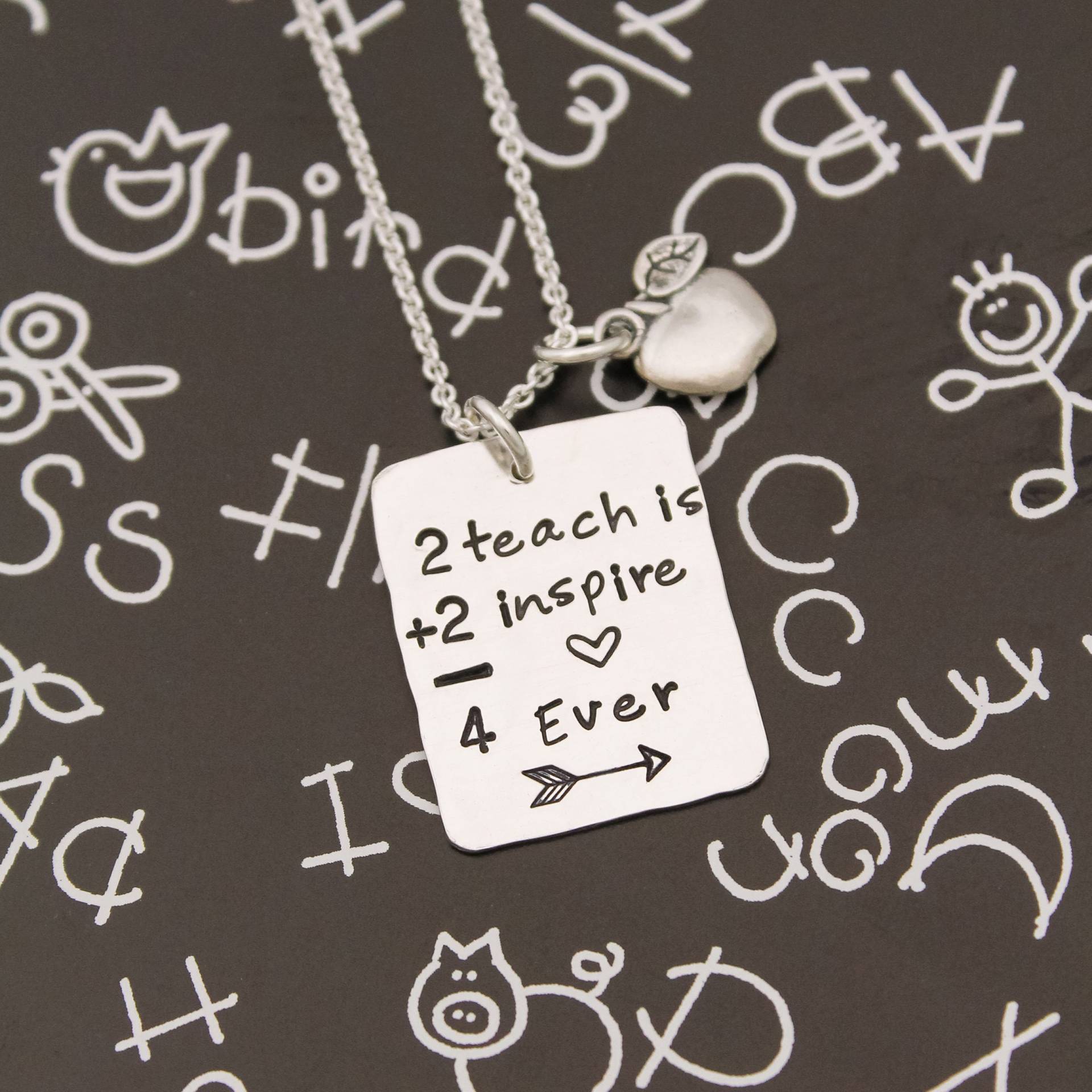 Hand Gestempelt Sterling Silber Lehrer Halskette Apfel Anhänger Hand Gestempelt Sterling Silber Lehrer Halskette Apfel Anhänger von TracyTayanDesigns