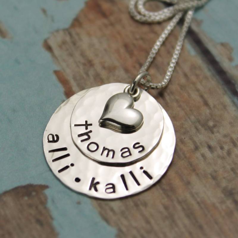 Mutter Oder Großmutter Halskette Mit Zwei Scheiben Überlagerten Sterling Silber Personalisierte Hand Gestempelt Schmuck von TracyTayanDesigns