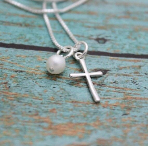 sterling Silber Kreuz Halskette Perle, Konfirmation Geschenk von TracyTayanDesigns