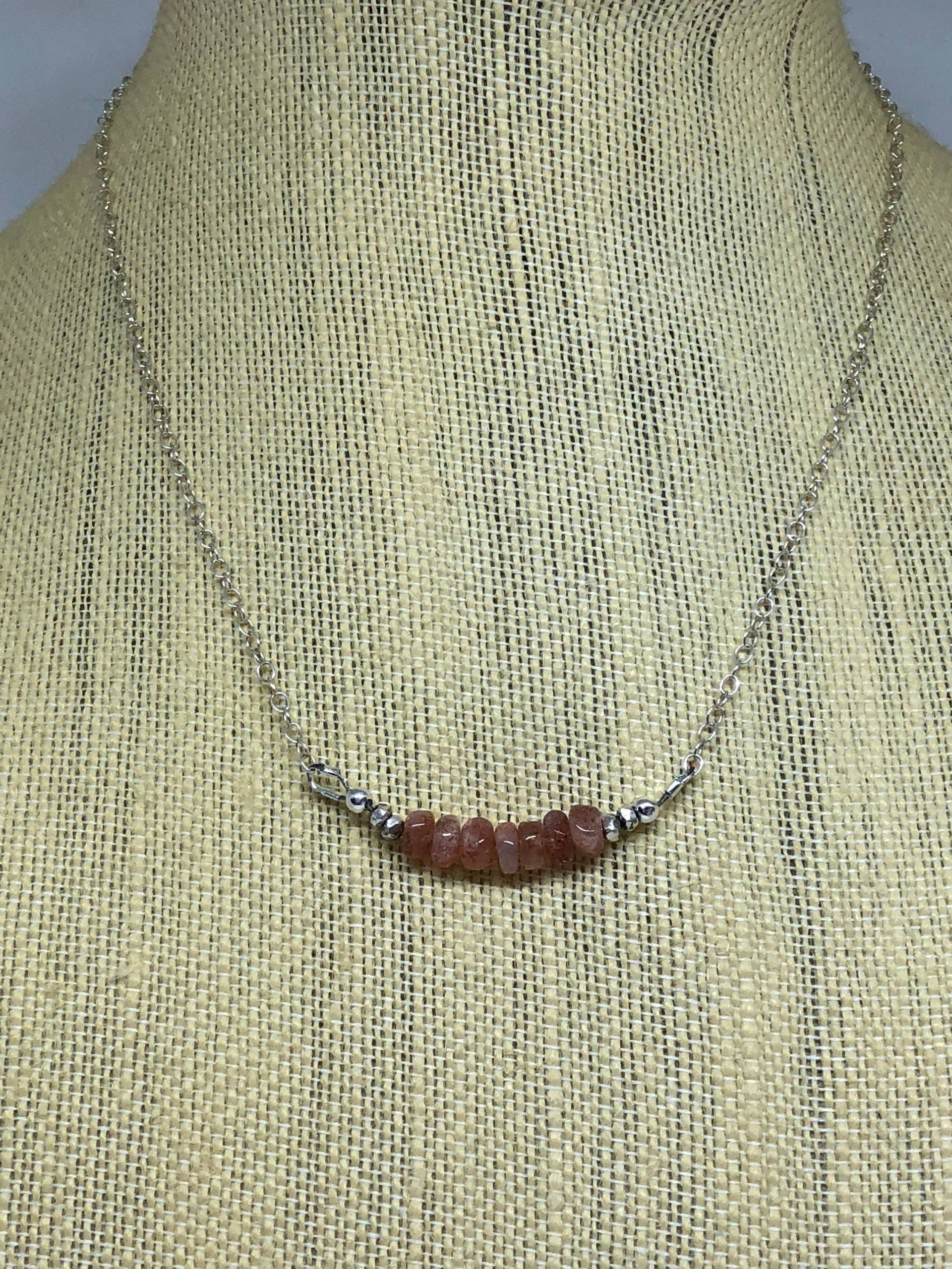 Mahagoni Sonnenstein Halskette in Sterling Silber von TracysMysticalGems