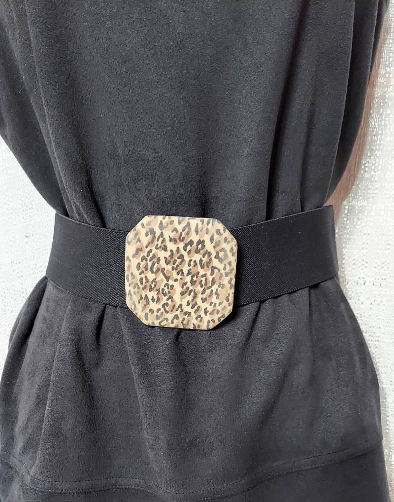 Vintage Schwarzer Stretch Gürtel Mit Gepard Print Schnalle Vintage Schwarzer Stretch Gürtel Mit Gepard Print Schnalle von TraderTrudys
