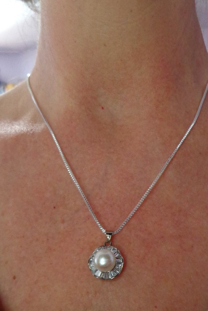 Vintage Sterling Silber Süßwasser Perle Anhänger Halskette - 19 "Box Kette Vintage Sterling Silber Süßwasser Perle Anhänger Halskette - 19 "Box Kette von TraderTrudys