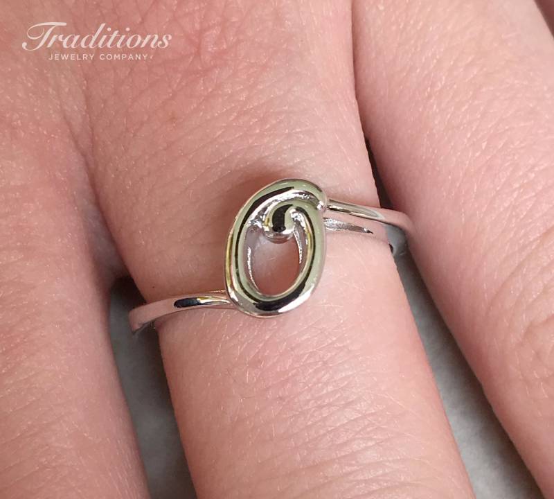 sterling Silber Initial O Ring - Monogramm Personalisierter Buchstabe Minimal Schmuck Zierliche Ringe sterling Silber Initial O Ring - Monogramm Personalisierter Buchstabe Minimal Schmuck Zierliche Ringe von TraditionsJewelryCo