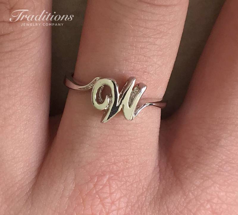 sterling Silber Initial W Ring - Monogramm Personalisierter Briefring Minimal Schmuck Zierliche Anfangsringe sterling Silber Initial W Ring - Monogramm Personalisierter Briefring Minimal Schmuck Zierliche Anfangsringe von TraditionsJewelryCo