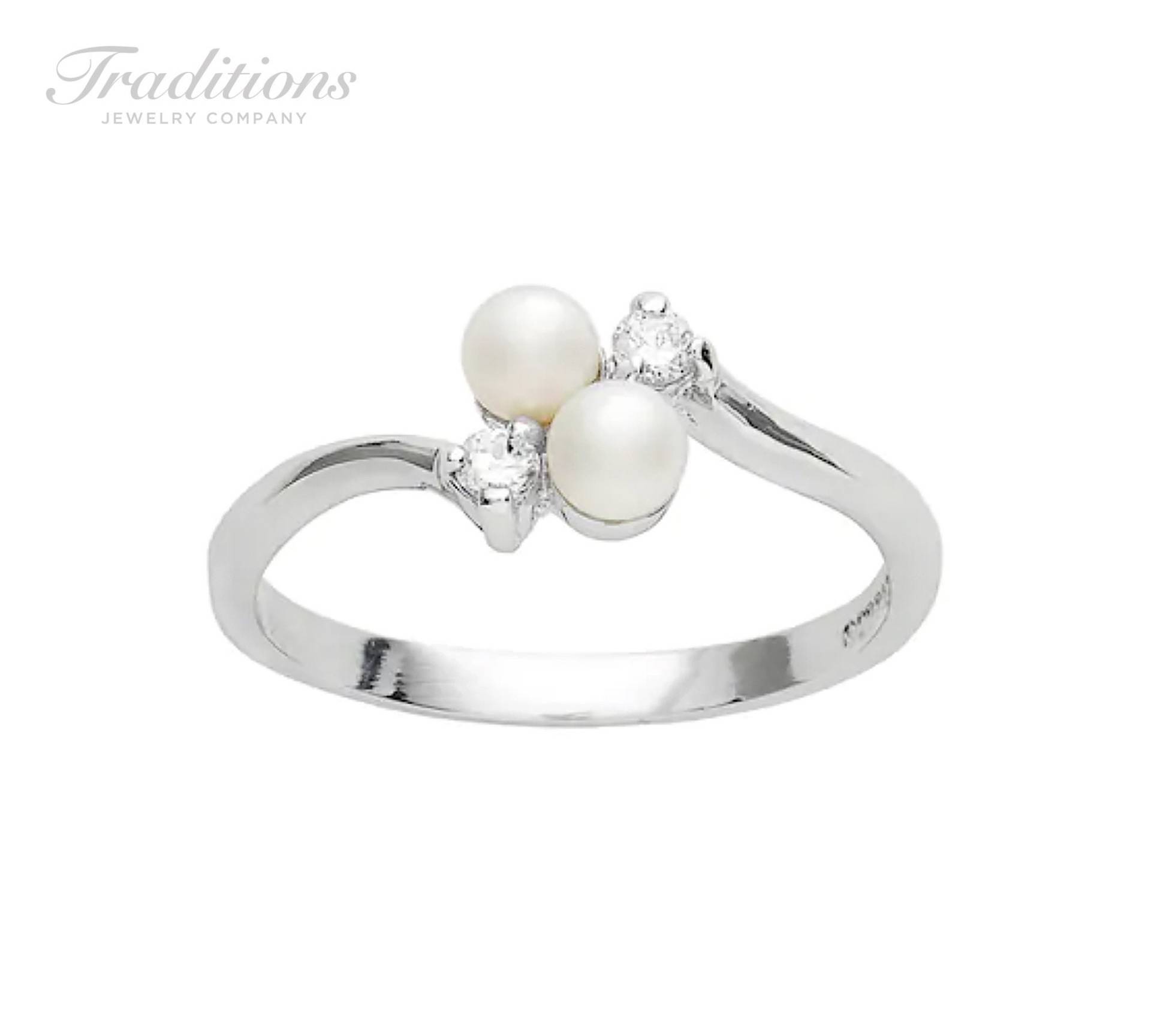 sterling Silber Zuchtperlenring Mit Zirkonia-Akzenten sterling Silber Zuchtperlenring Mit Zirkonia-Akzenten von TraditionsJewelryCo
