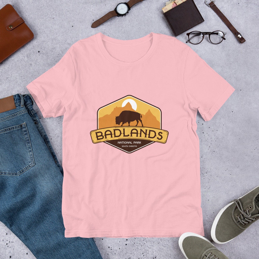 Badlands Nationalpark - South Dakota Unisex T-Shirt von TrailMemories