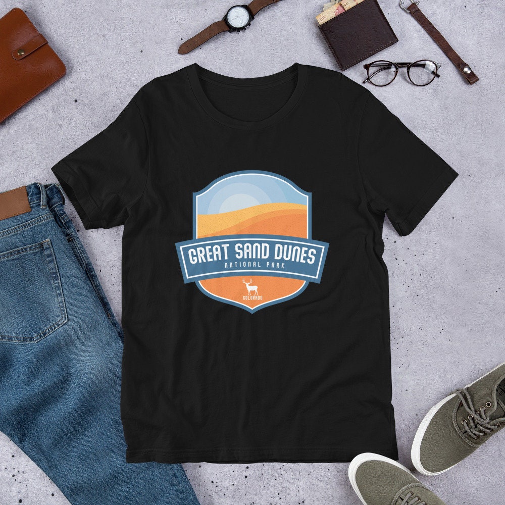 Great Sand Dunes National Park - Colorado Unisex T-Shirt von TrailMemories