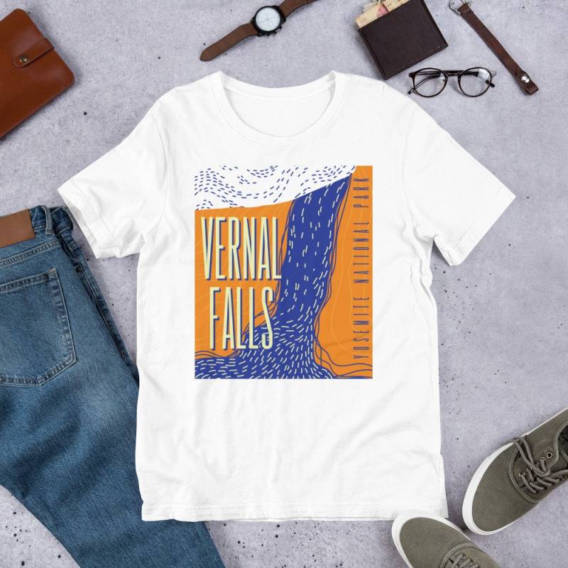 Vernal Falls - Yosemite Unisex T-Shirt von TrailMemories