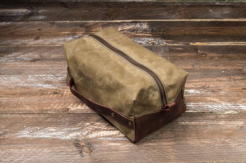 Ein Dopp Kit Für Männer Oder Ein Personalize Kit, Rasierbeutel Männer, Handgefertigt Von Echten Handwerkern von Tram21