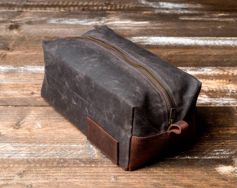 Ein Dopp Kit Für Männer Oder Ein Personalize Kit, Rasierbeutel Männer, Handgefertigt Von Echten Handwerkern von Tram21