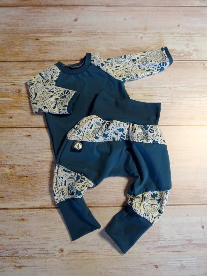 Haremshose + Baby T-Shirt 3-9 Monate Verstellbar Süßes Muster von Tramplemousse