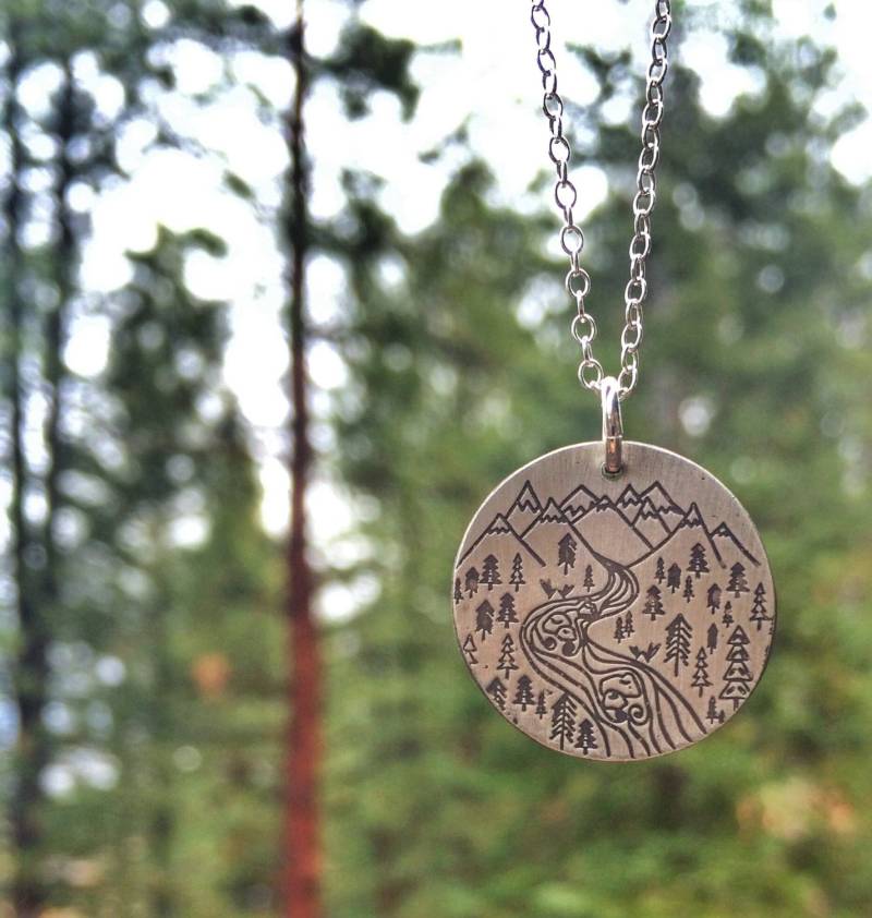 Berge Halskette, Fluss Bergfluss, Natur Schmuck, Anhänger, Yuba von TranquillaStudio