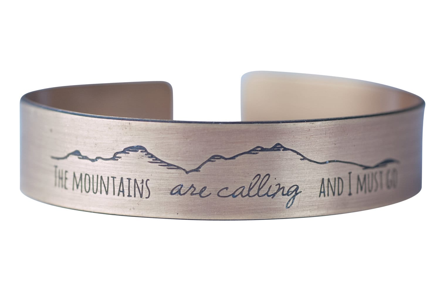 John Muir Armband, Berge Manschette, Manschettenarmband, "Die Fordern Und Ich Muss Gehen" Manschette in Gold Fill, Silber Oder Bronze von TranquillaStudio