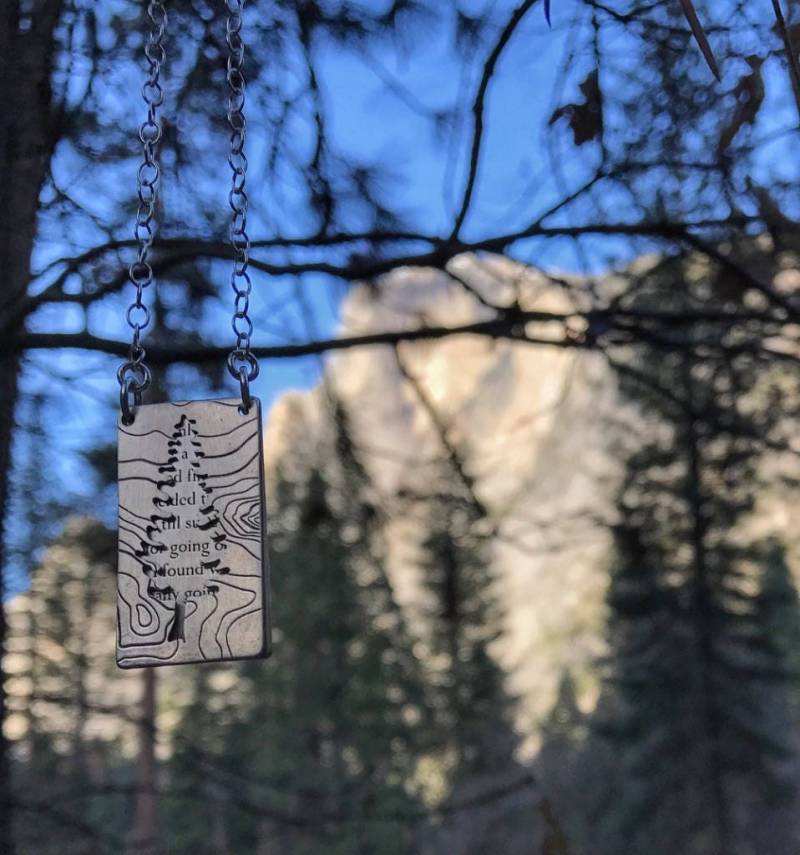 John Muir Halskette, Schmuck, Ich Ging Nur Spazieren, Natur Naturschmuck, Rotholz, Topo Map 2 Teilige Halskette von TranquillaStudio