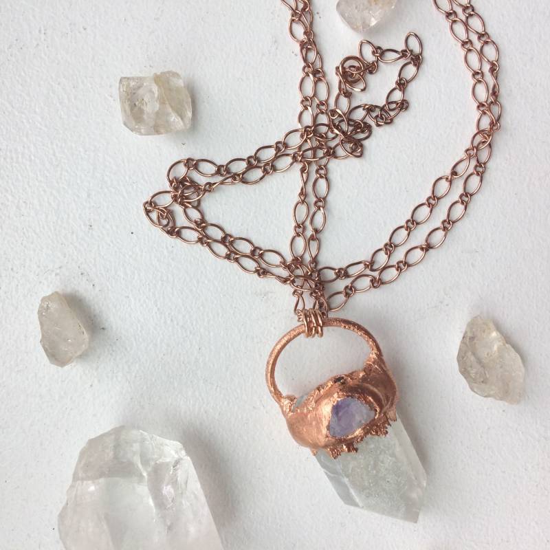 Chakra Ausgleichende Quarz Und Amethyst Electroformes Halskette von TranscendingStones
