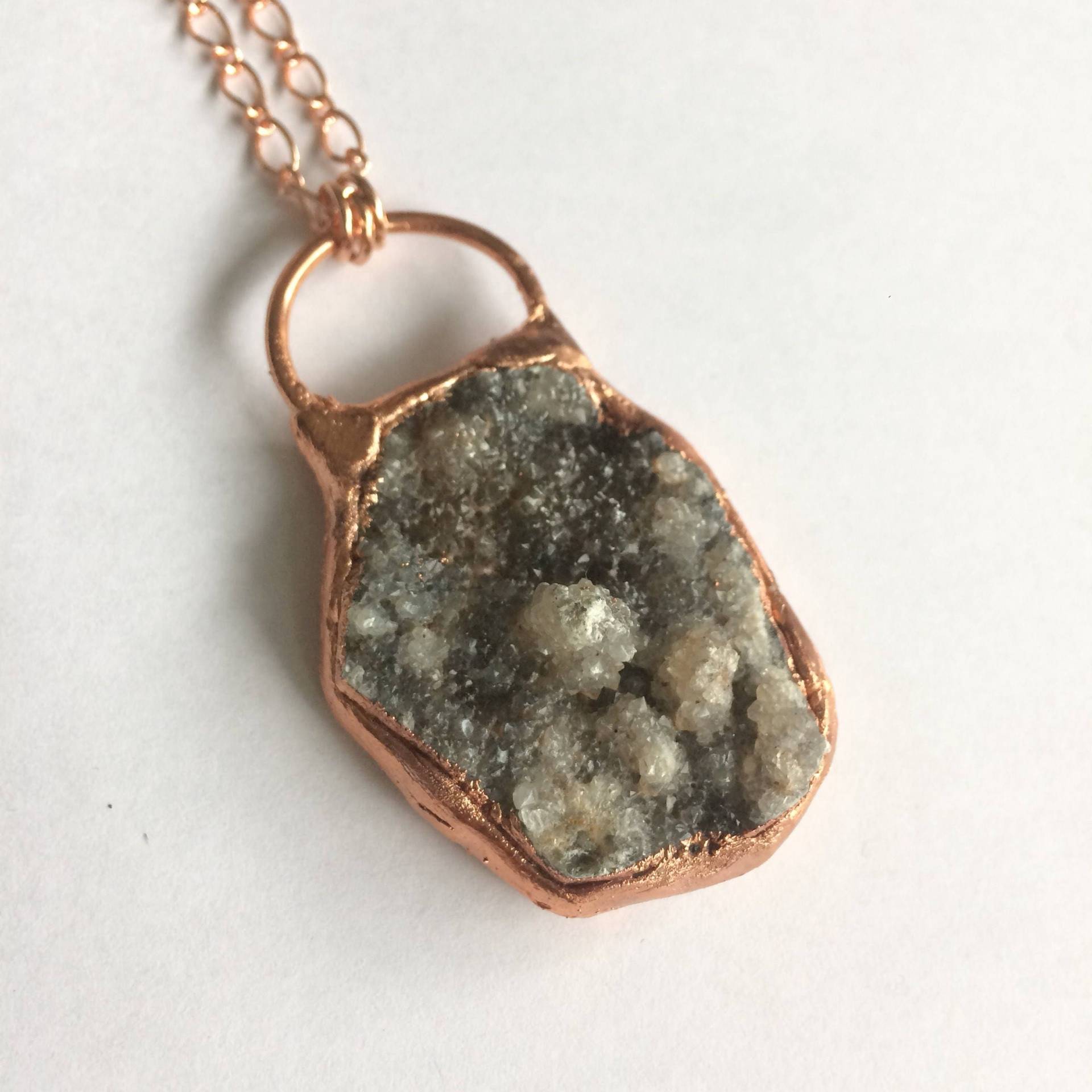 Großer Elektrogeformter Druzy Anhänger An 40cm Kupferkette von TranscendingStones