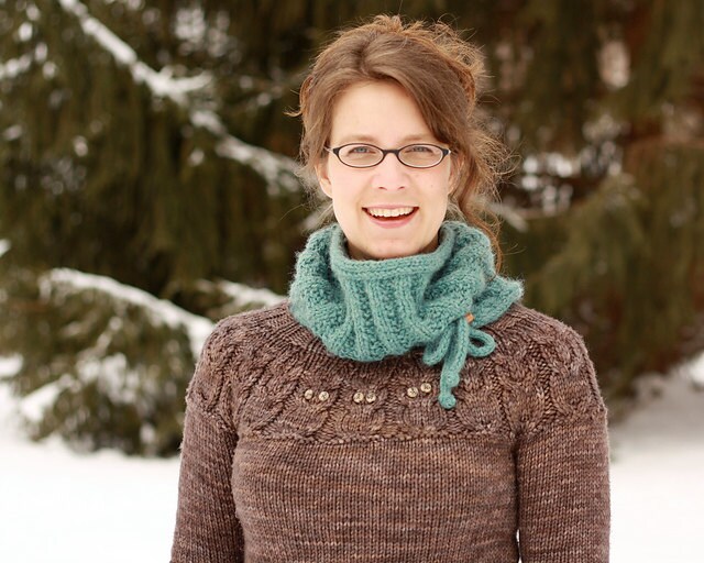 Frauen Kleine Pendler Cowl Frauen Kleine Pendler Cowl von TrappingsandTrinkets