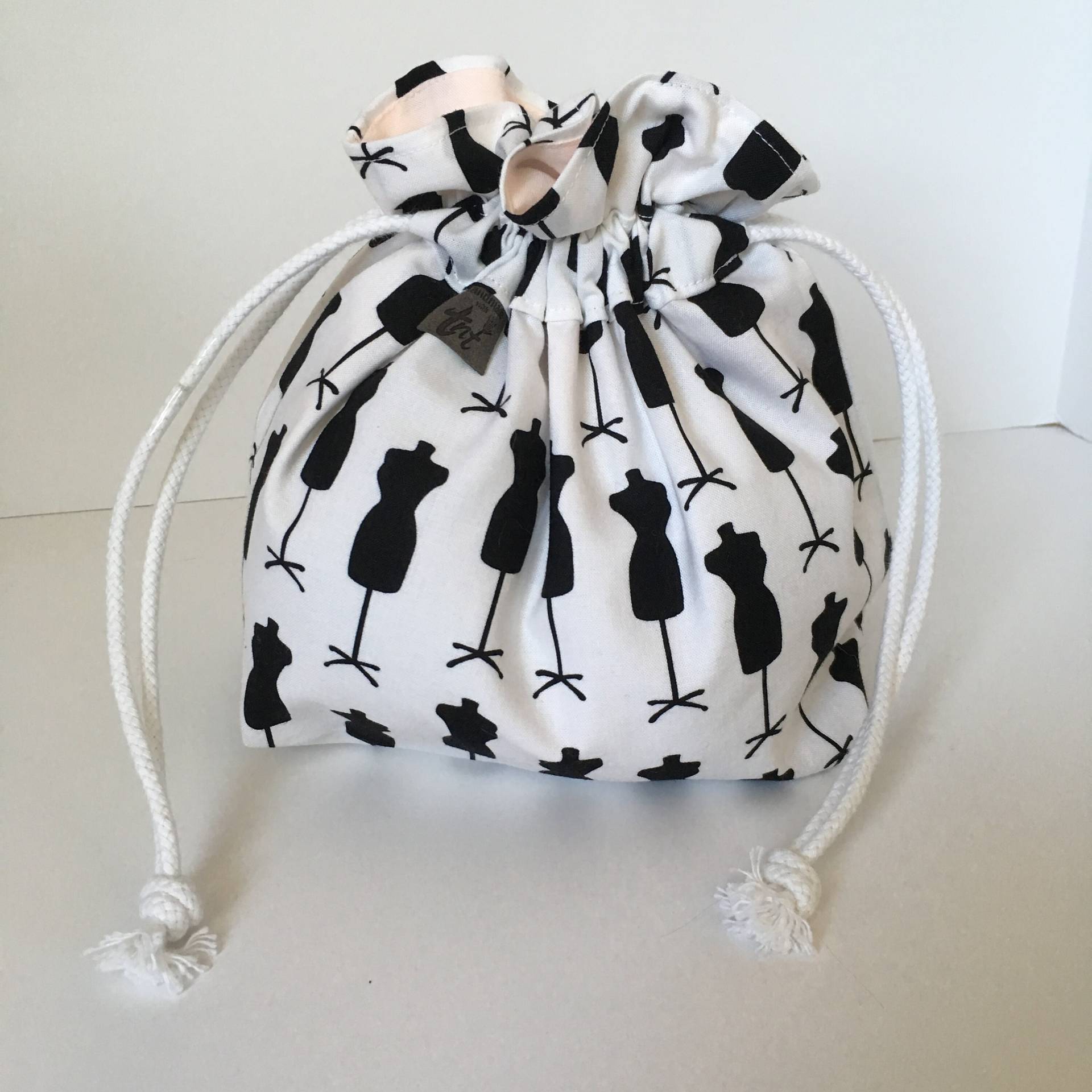 Kleid Formen Drawstring Taschen Kleid Formen Drawstring Taschen von TrappingsandTrinkets