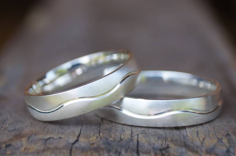 Partnerringe "Lebenslinie" Silber Zart Matt von TrauRingSchmiede