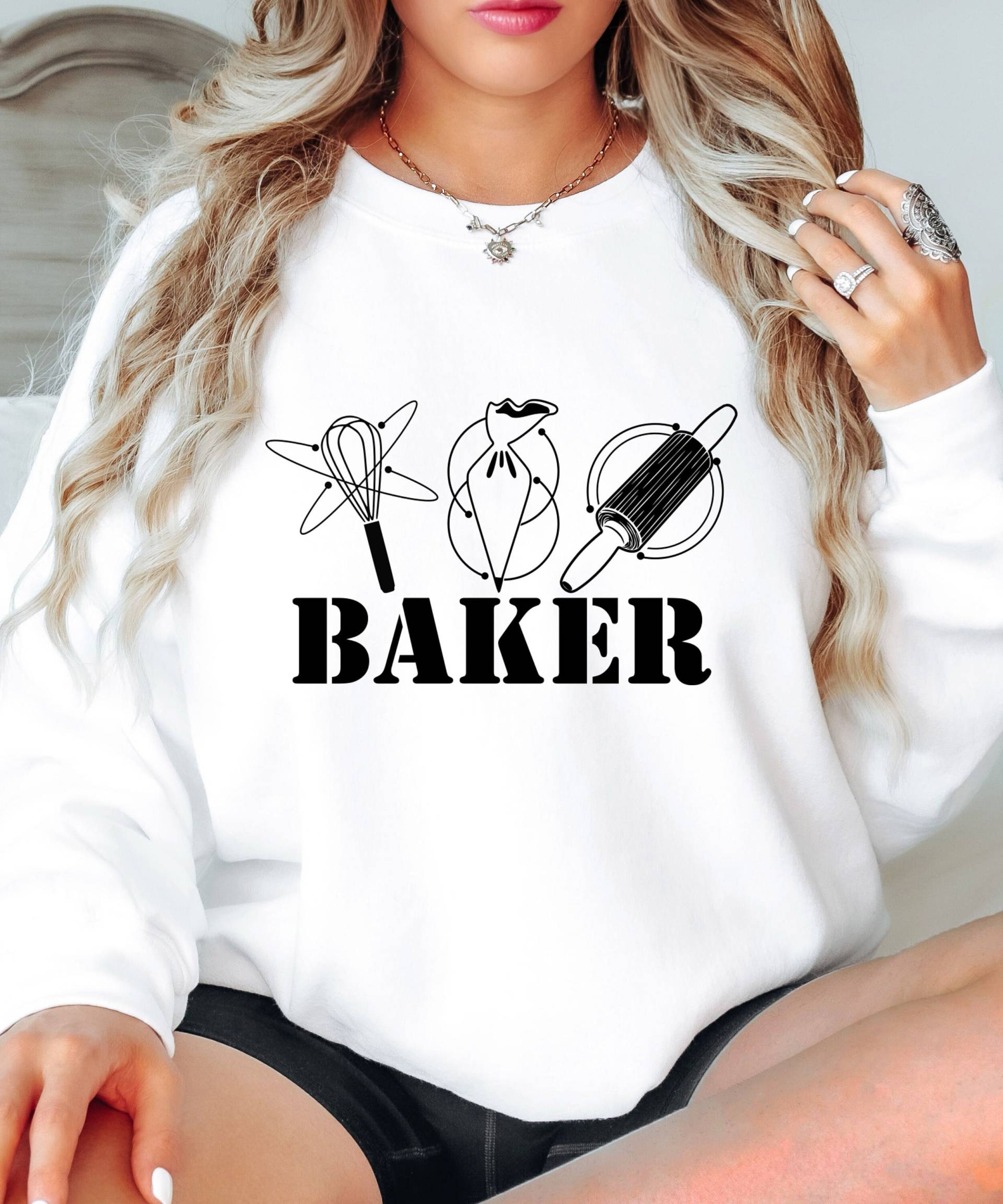 Sweater Bäcker Tshirt Backen Geschenk Für Weihnachtsbäckerei Backen Cookies Bäckerei Abgeschlossene Ausbildung Sweater Bäcker Tshirt Backen Geschenk Für Weihnachtsbäckerei Backen Cookies Bäckerei Abgeschlossene Ausbildung von TraumFabriik