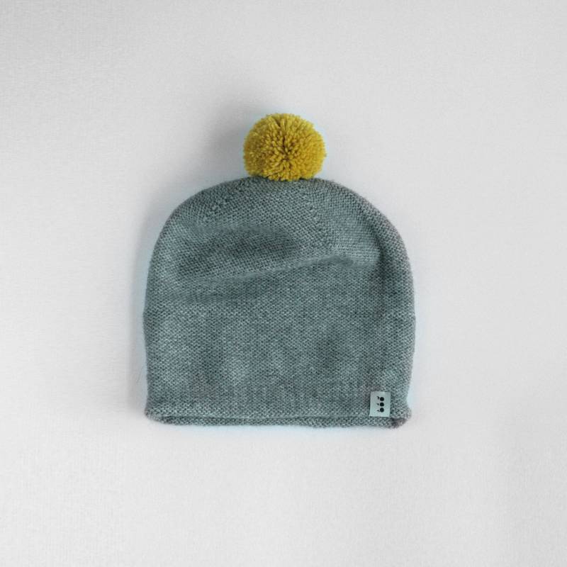 Wolle Gestrickte Kleinkindmütze Mit Bommel in Alpaka-Mischgarn, Viele Farben Erhältlich. Alle Größen Vom Säugling Bis Zum Erwachsenen von TreMelarance