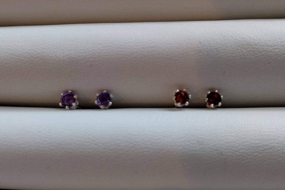 3mm Silber Birthstone Ohrringe von TreasureBoxJewel
