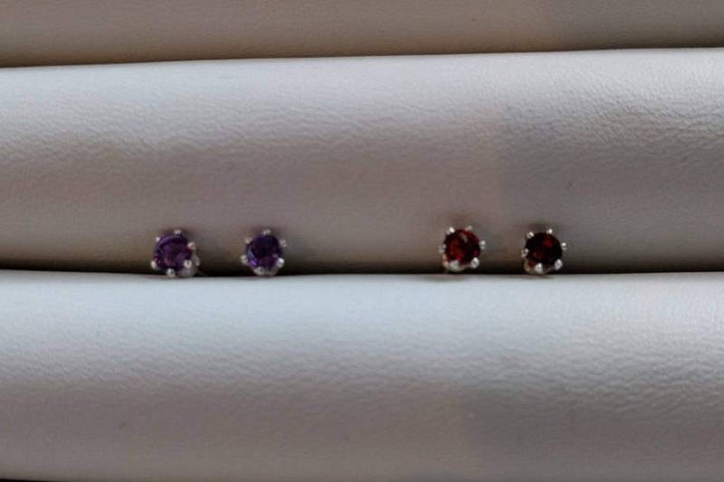 3mm Silber Birthstone Ohrringe von TreasureBoxJewel
