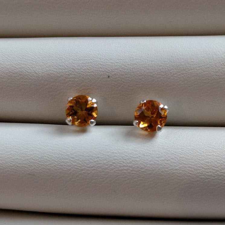 Goldene Citrin Silber Ohrringe von TreasureBoxJewel