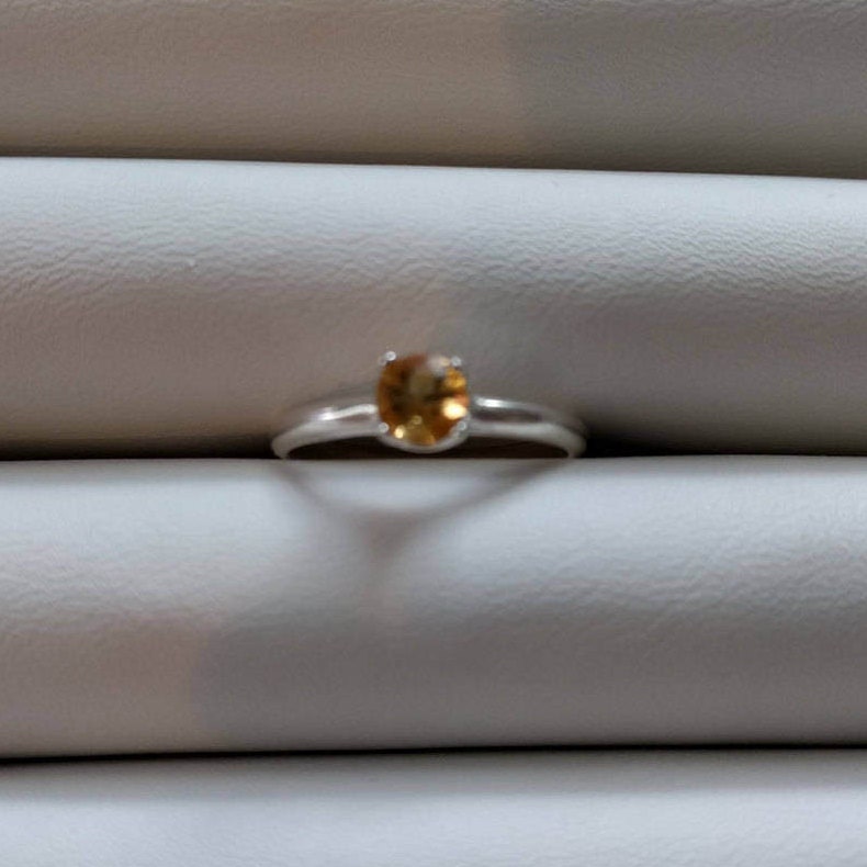 Goldene Citrin Silber Ring von TreasureBoxJewel