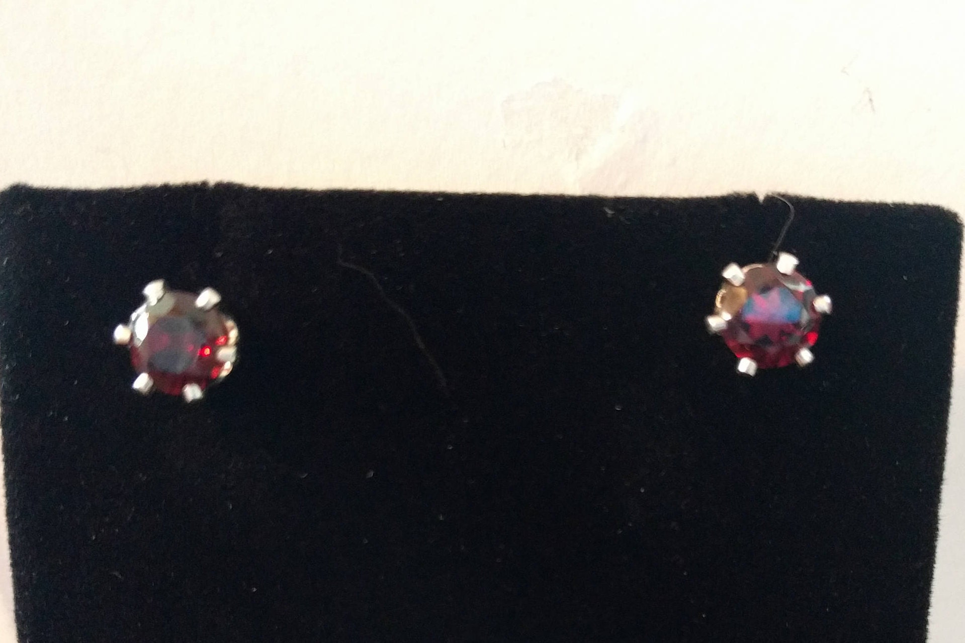 Granat Ohrringe 6mm von TreasureBoxJewel