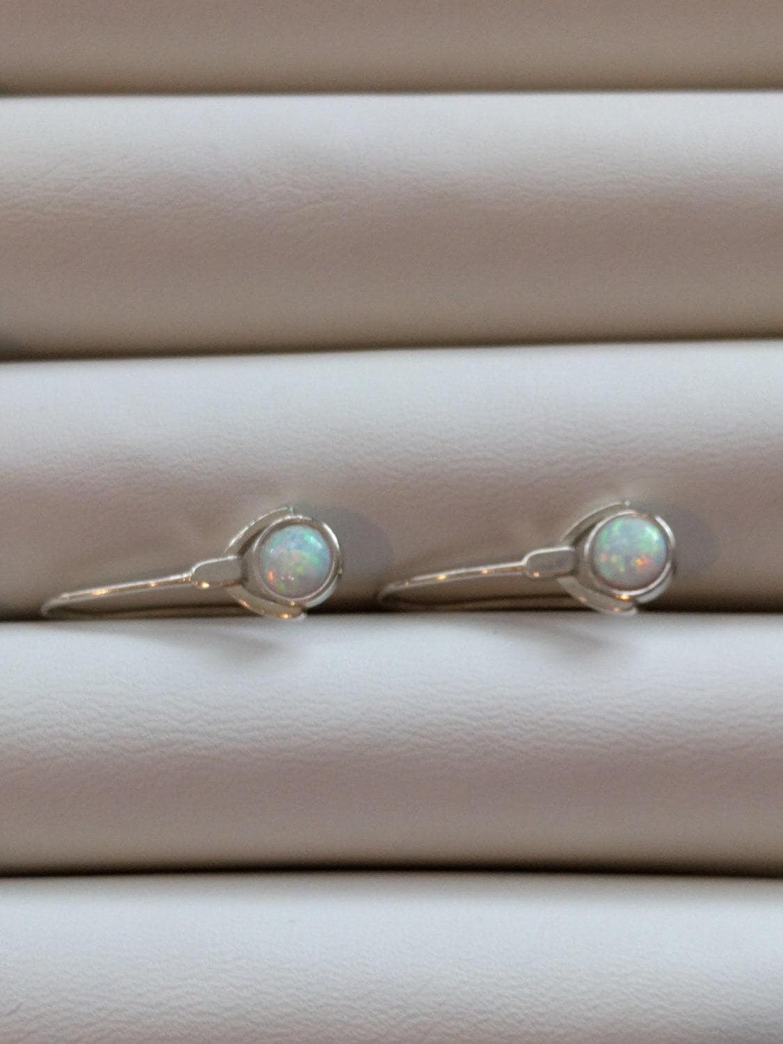 sterlingsilber Opal Ohrringe von TreasureBoxJewel